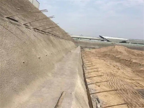 清苑河道边坡加固
